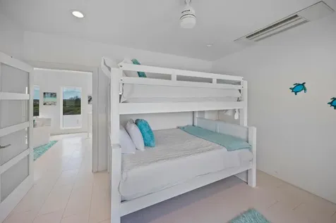 Breakwater Drive Exuma BS