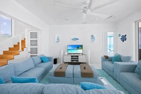 Breakwater Drive Exuma BS