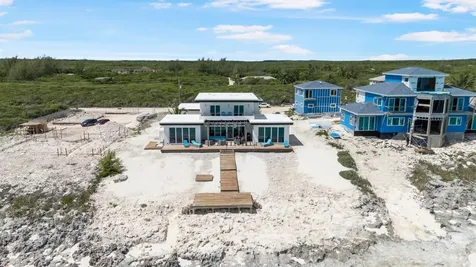 Breakwater Drive Exuma BS