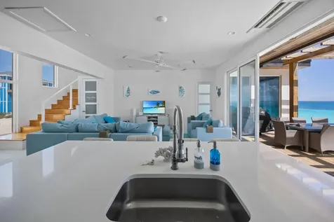 Breakwater Drive Exuma BS