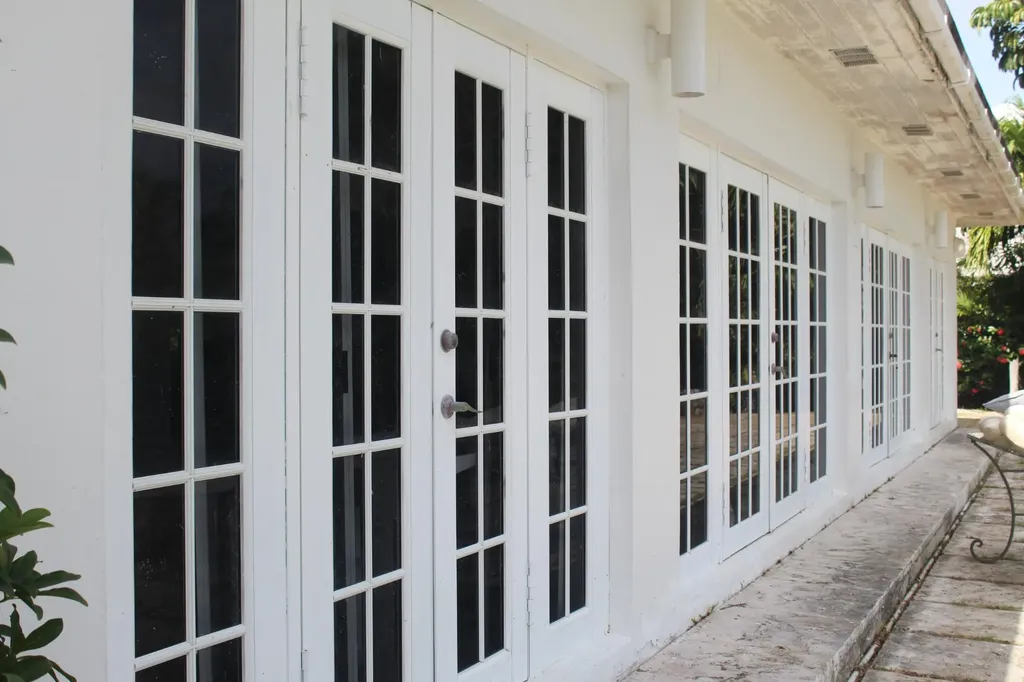 Wild Tamarind Drive New Providence Paradise Island BS