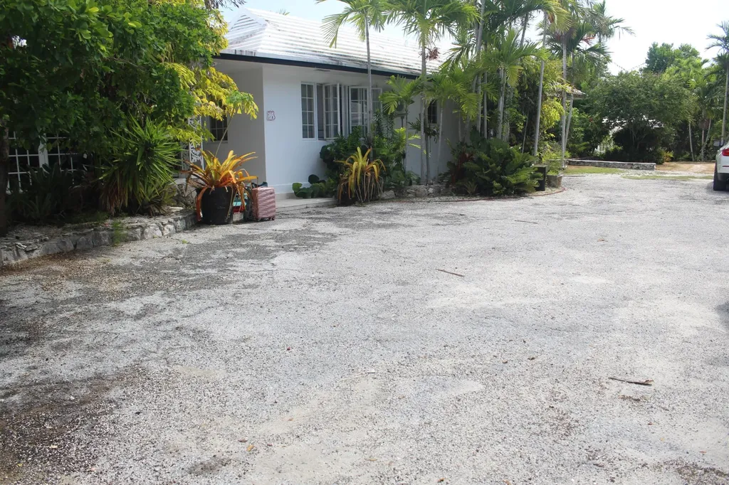 Wild Tamarind Drive New Providence Paradise Island BS