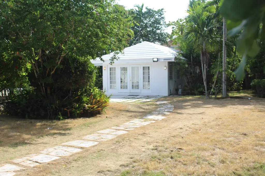 Wild Tamarind Drive New Providence Paradise Island BS