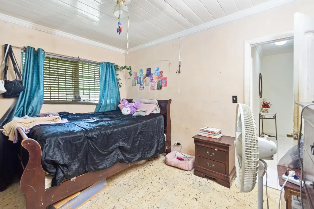 Sea Breeze Lane New Providence Paradise Island BS