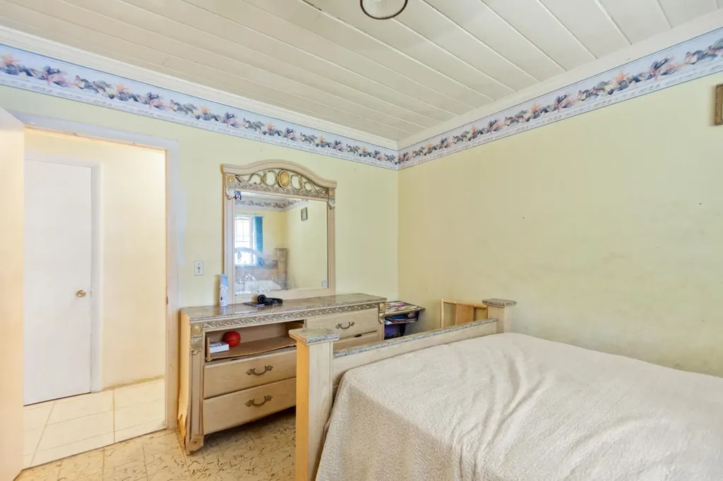 Sea Breeze Lane New Providence Paradise Island BS