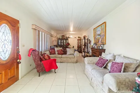 Sea Breeze Lane New Providence Paradise Island BS