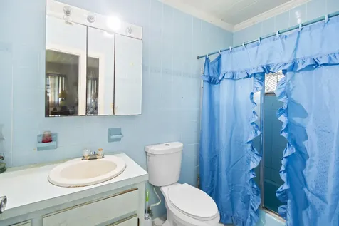 Sea Breeze Lane New Providence Paradise Island BS