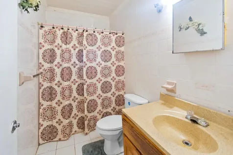 Sea Breeze Lane New Providence Paradise Island BS