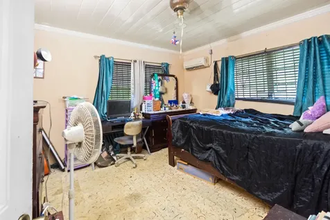 Sea Breeze Lane New Providence Paradise Island BS