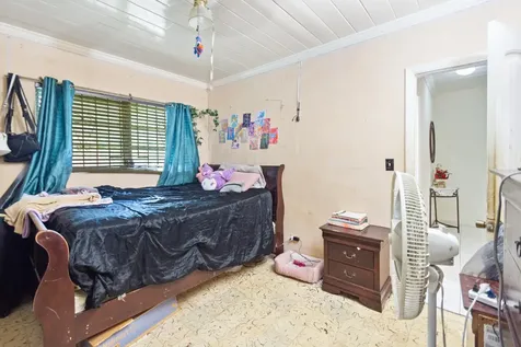 Sea Breeze Lane New Providence Paradise Island BS