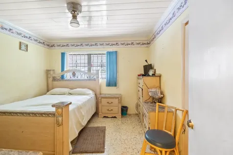 Sea Breeze Lane New Providence Paradise Island BS