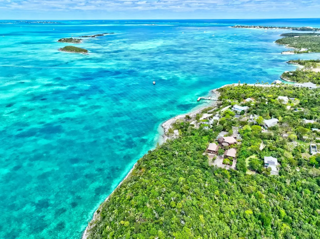 Lucayan Lookout Abaco BS