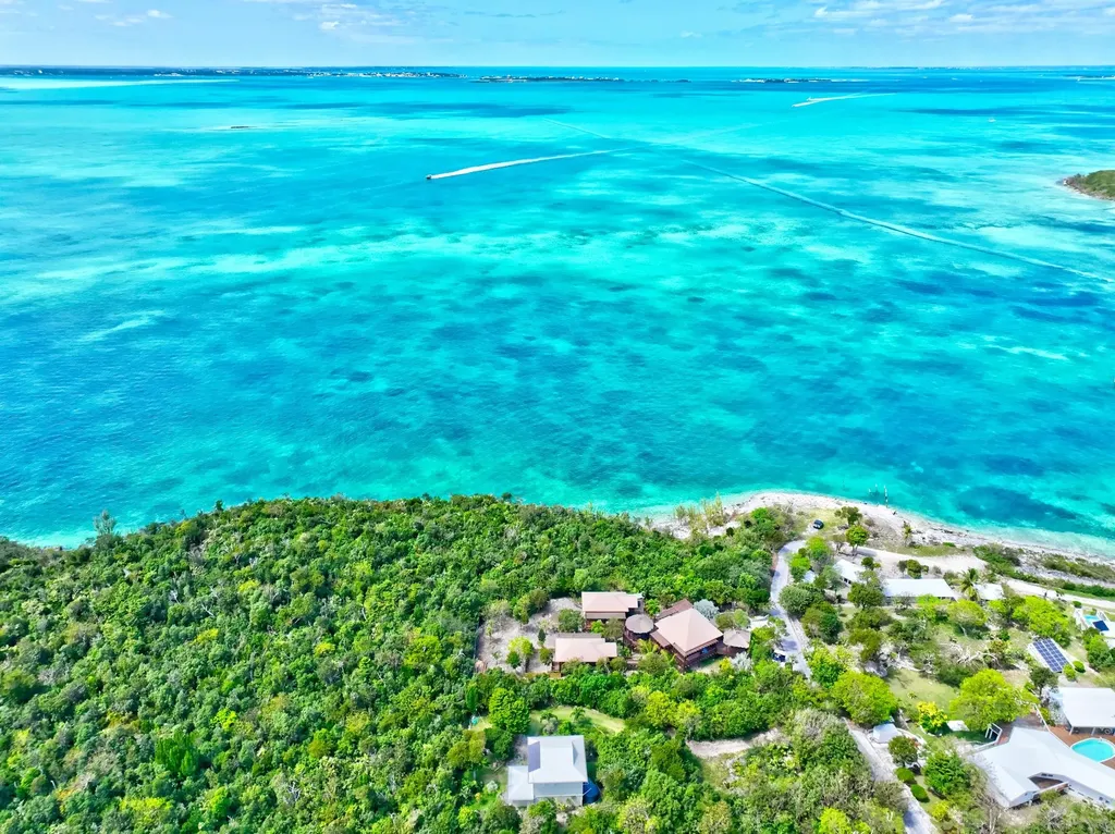 Lucayan Lookout Abaco BS