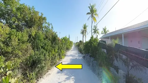 Flamingo Drive Bib Exuma BS