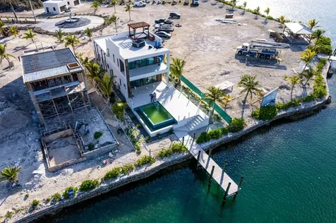 O2 Resort Grand Bahama Freeport BS