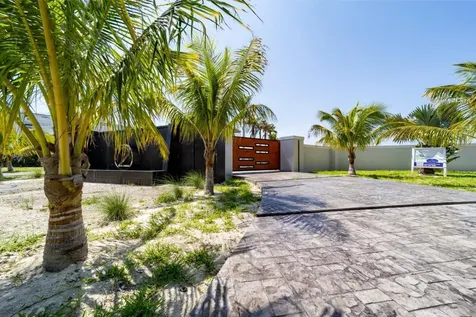 O2 Resort Grand Bahama Freeport BS