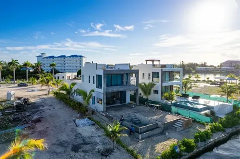 O2 Resort Grand Bahama Freeport BS