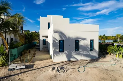 O2 Resort Grand Bahama Freeport BS