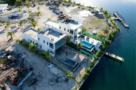 O2 Resort Grand Bahama Freeport BS