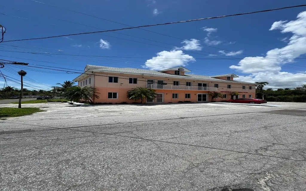 Centerville Professional Plaza New Providence Paradise Island BS