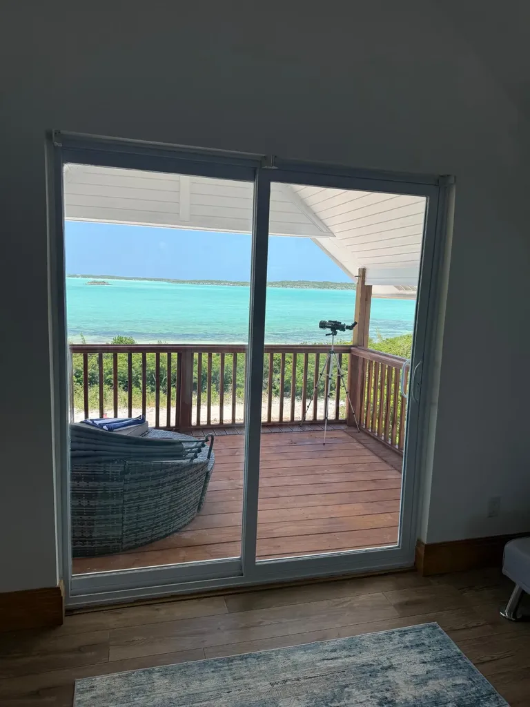 Sunny Hills Road Exuma BS