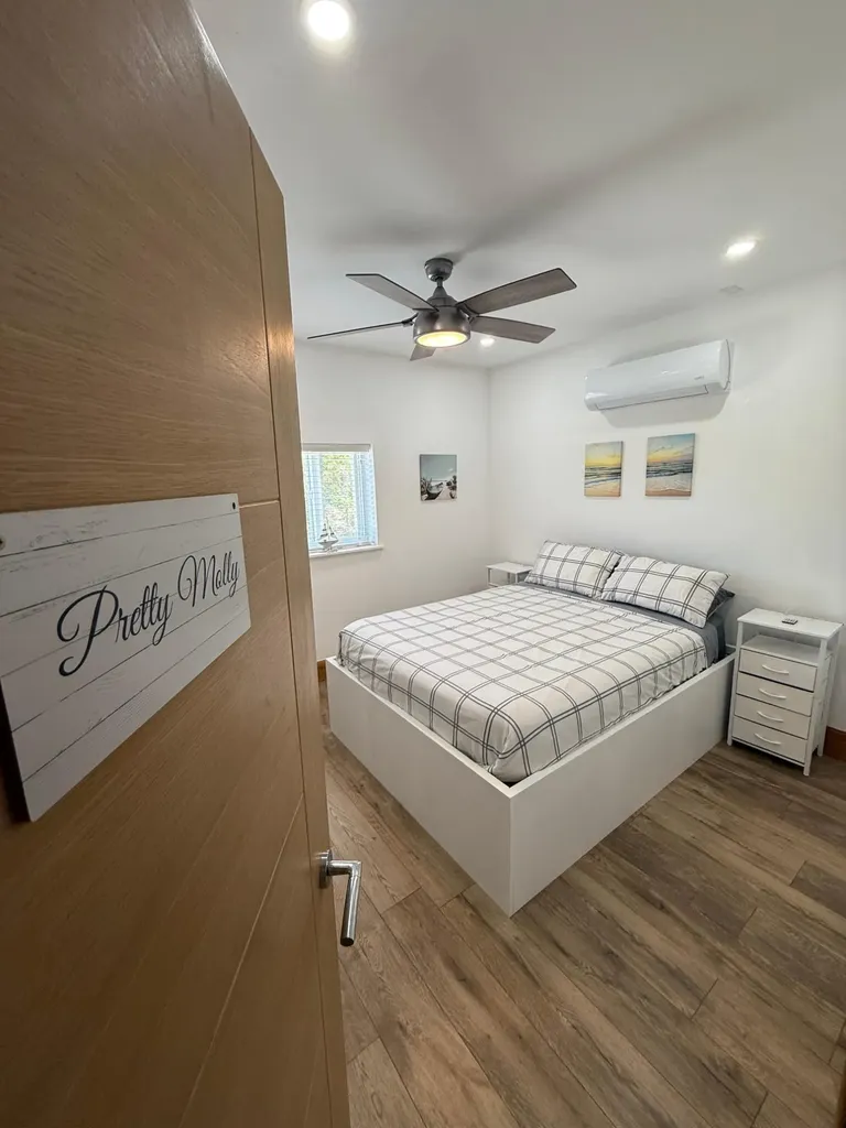 Sunny Hills Road Exuma BS