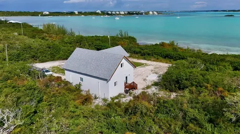 Sunny Hills Road Exuma BS