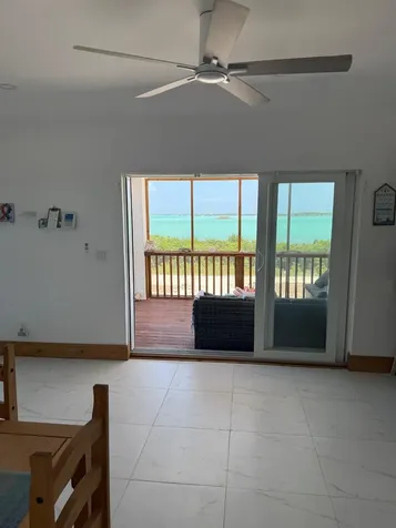 Sunny Hills Road Exuma BS