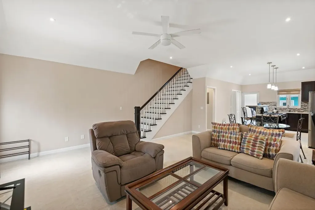 Tex Street New Providence Paradise Island BS