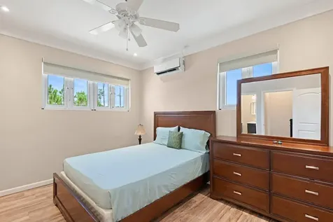 Tex Street New Providence Paradise Island BS