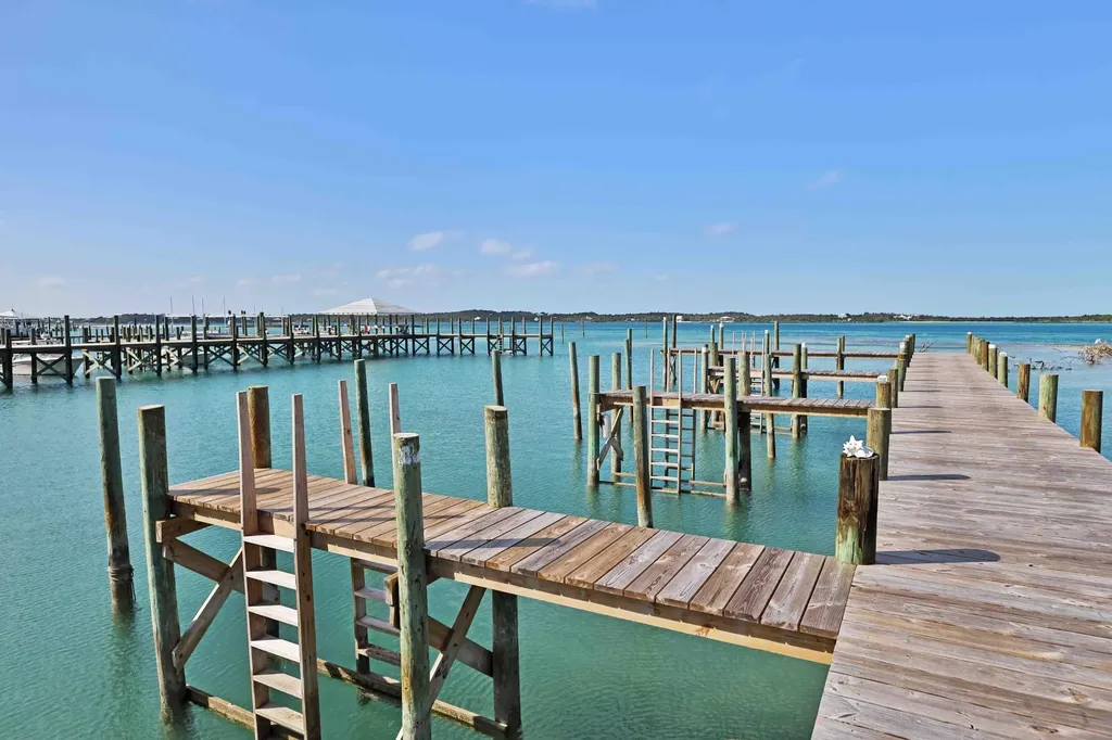 Crystal Waters And Villas Abaco BS