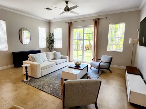 Balmoral Townhouse New Providence Paradise Island BS