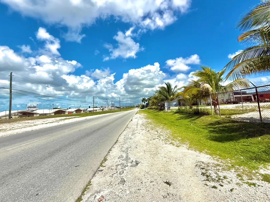 Queen's Highway Building Grand Bahama Freeport BS