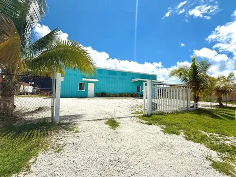 Queen's Highway Building Grand Bahama Freeport BS