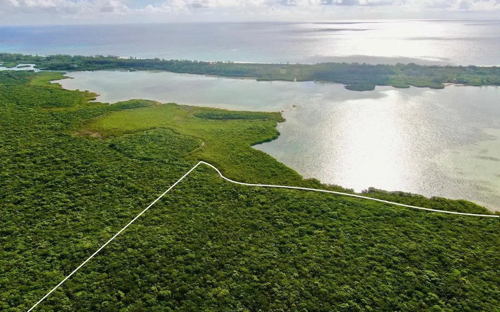 Samuel Sands Tract Eleuthera BS