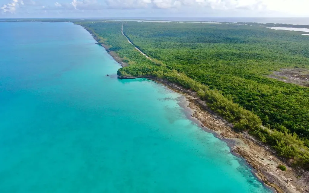 Samuel Sands Tract Eleuthera BS