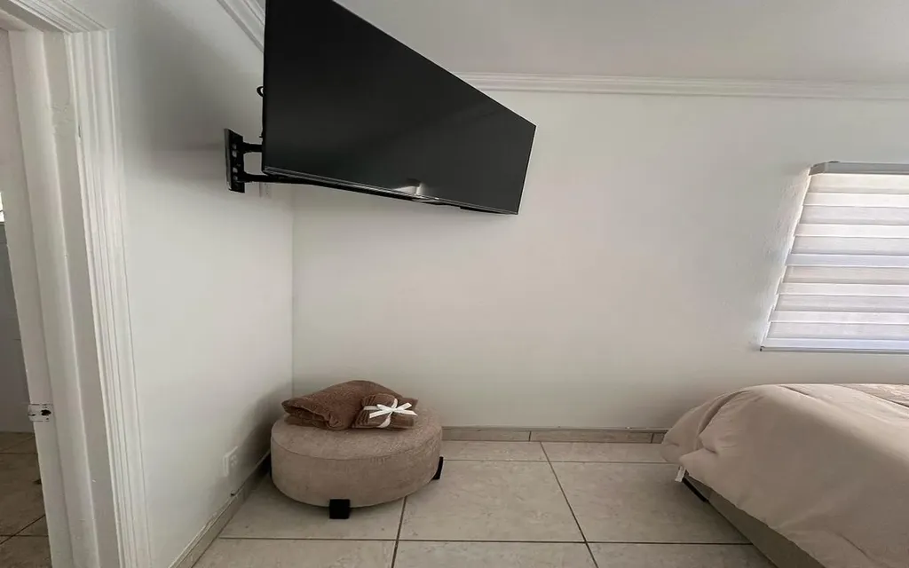 Rental Off Prince Charles New Providence Paradise Island BS