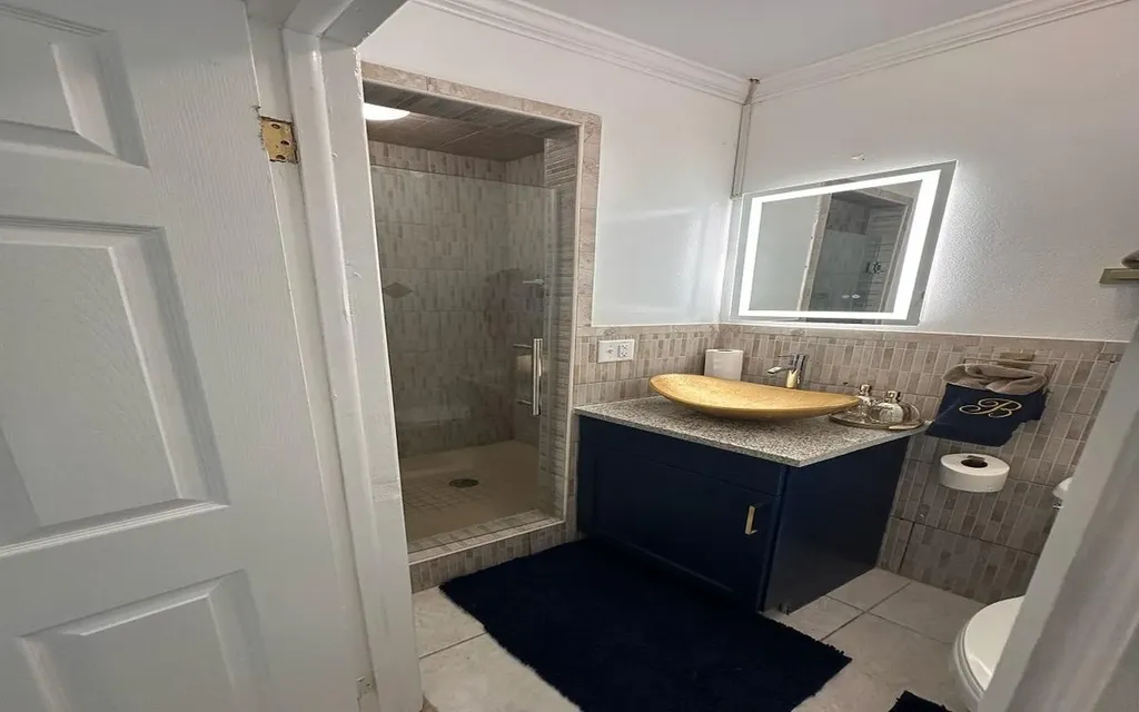 Rental Off Prince Charles New Providence Paradise Island BS