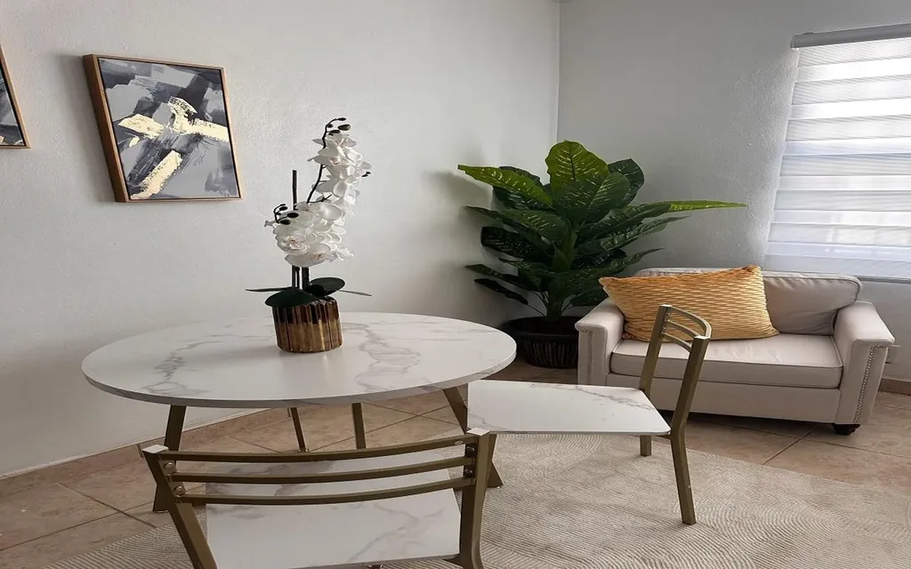 Rental Off Prince Charles New Providence Paradise Island BS