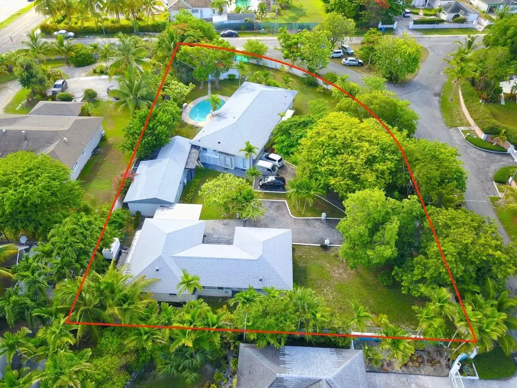 14 & 15 Hampshire Street New Providence Paradise Island BS