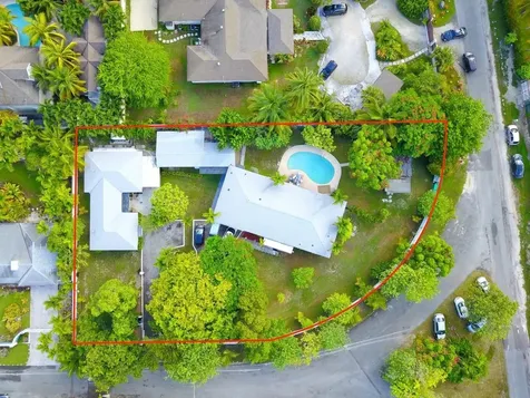 14 & 15 Hampshire Street New Providence Paradise Island BS