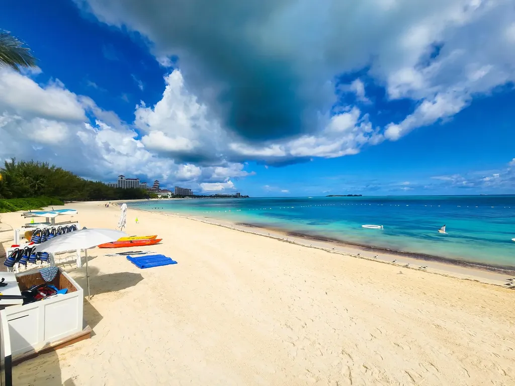 Goldwynn New Providence Paradise Island BS