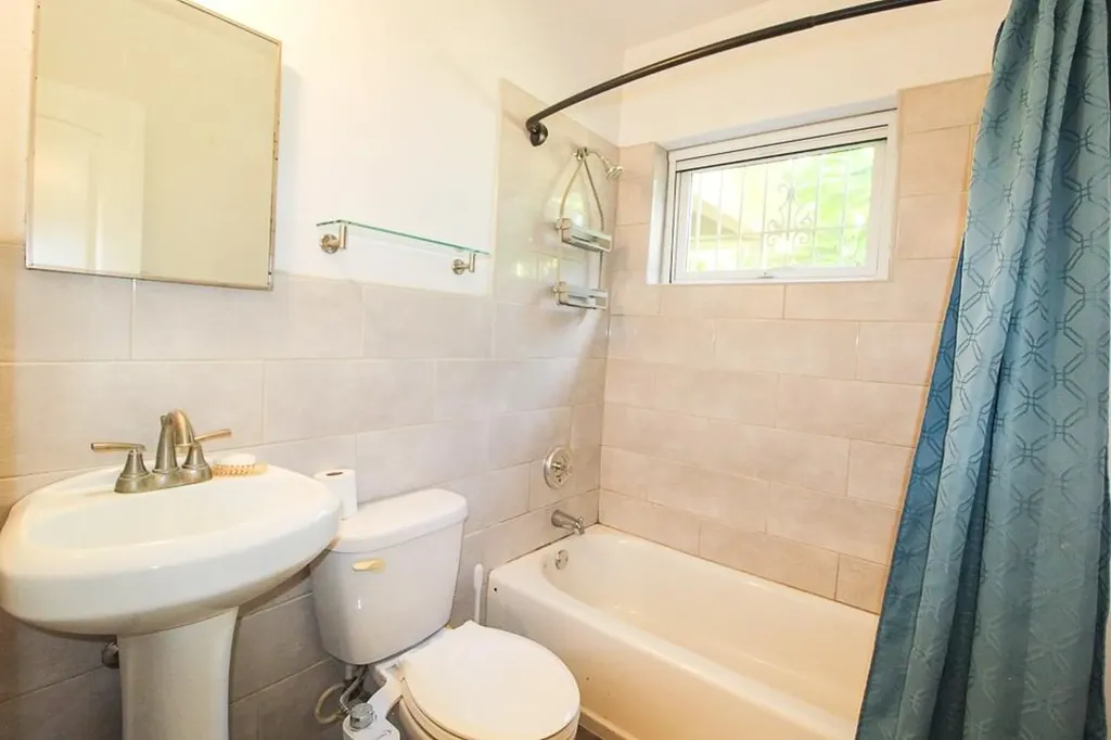 Seaview Lane 54 Grand Bahama Freeport BS