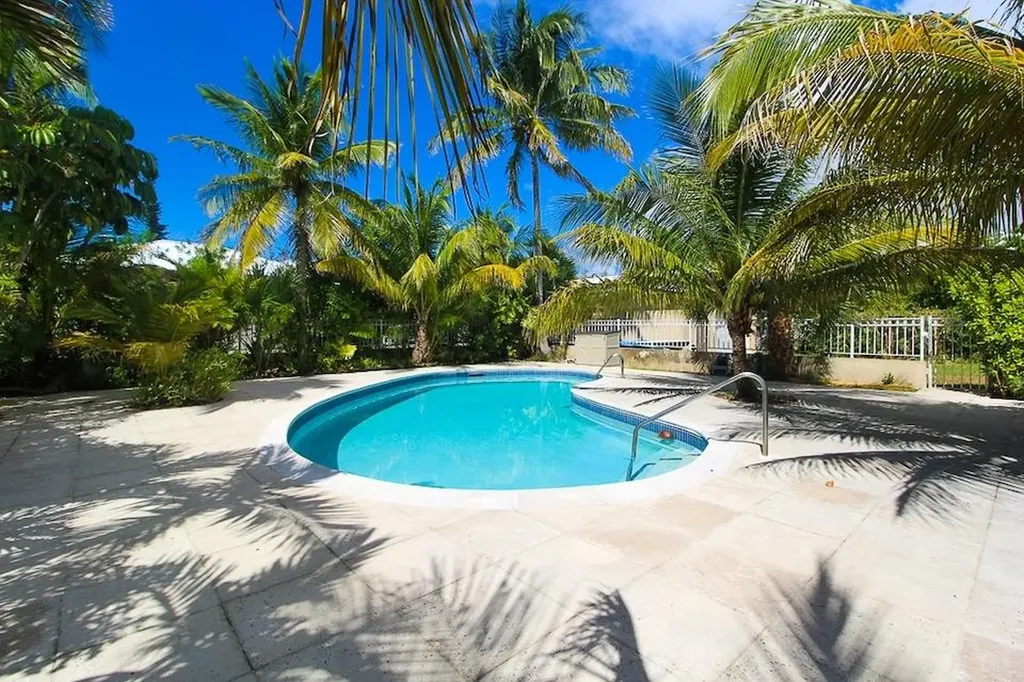 Seaview Lane 54 Grand Bahama Freeport BS