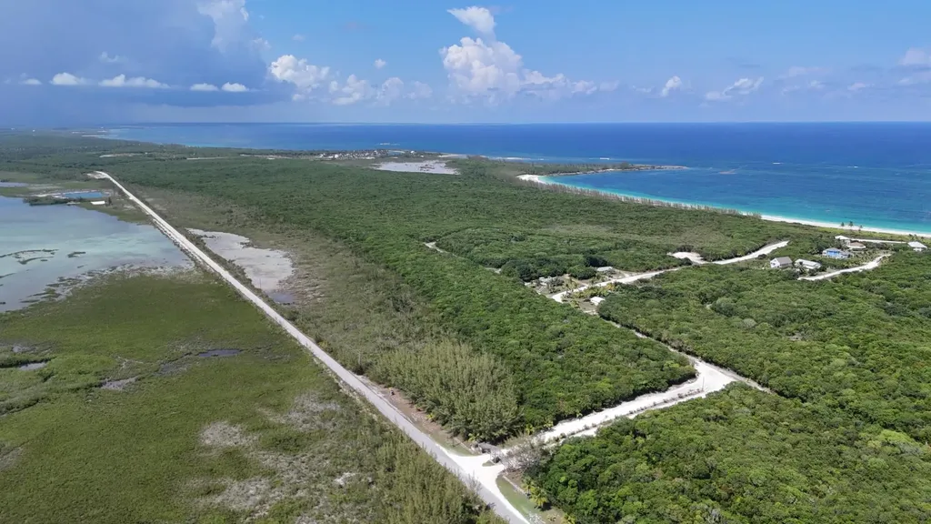 Isl Home Dev, Long Beach Abaco BS