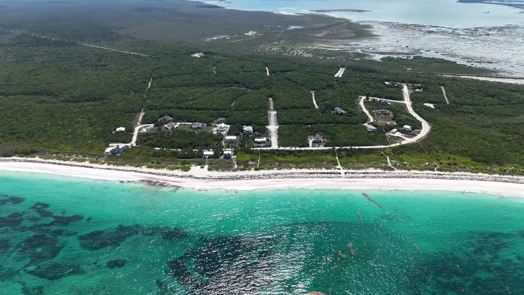 Isl Home Dev, Long Beach Abaco BS