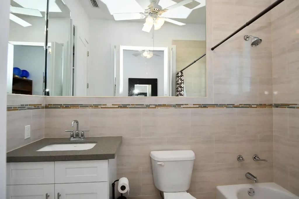 Pelican House, Marsh Harbor Abaco BS