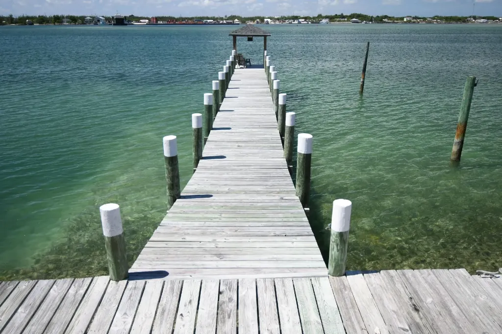 Pelican House, Marsh Harbor Abaco BS