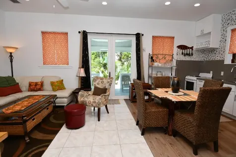 Pelican House, Marsh Harbor Abaco BS