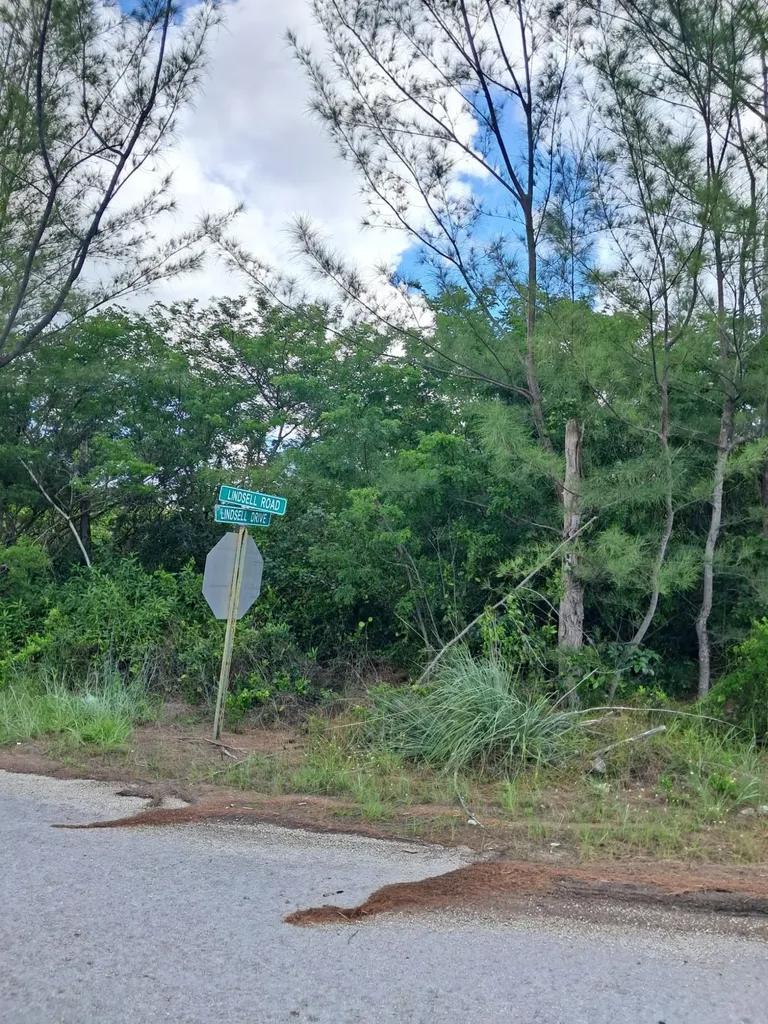 Lindsell Drive 1 Grand Bahama Freeport BS